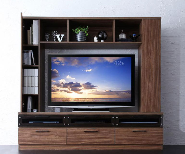 ハイタイプテレビボード。