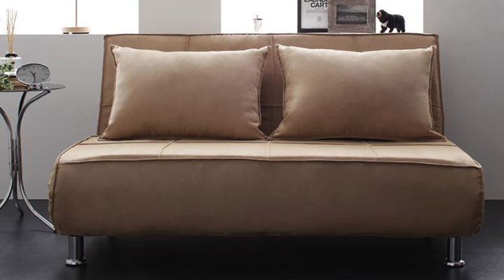 クッション２個付き。